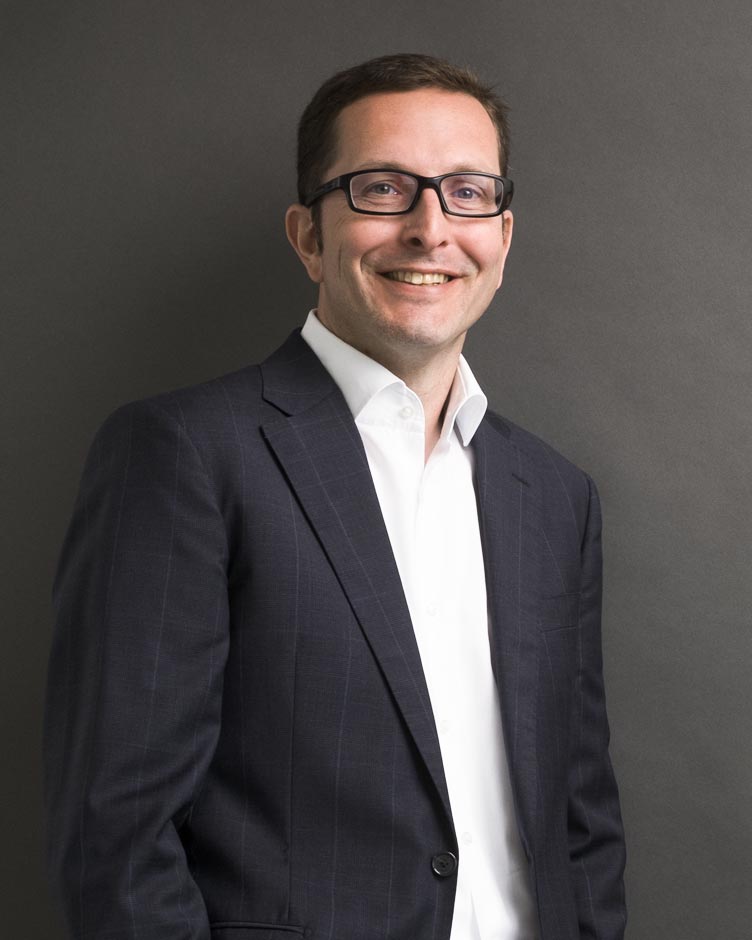 Portrait of CEO Mario Mehren